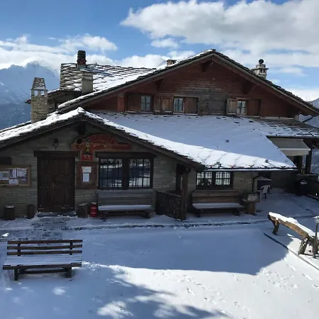 Ristoro Vagneur Hotel