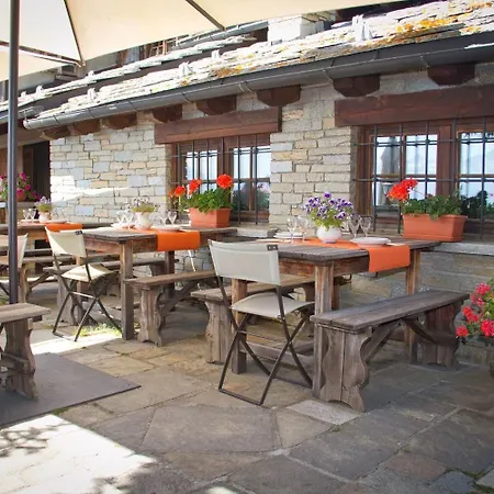 Ristoro Vagneur Hotel