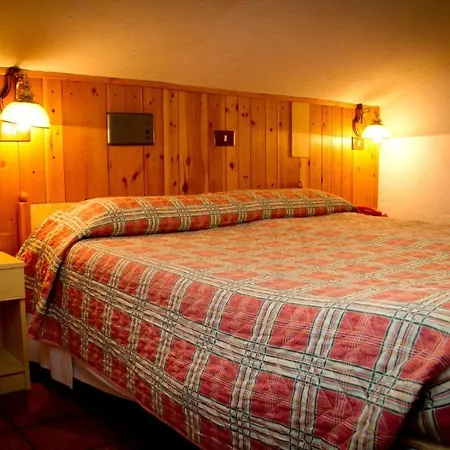 Ristoro Vagneur Hotel 2*