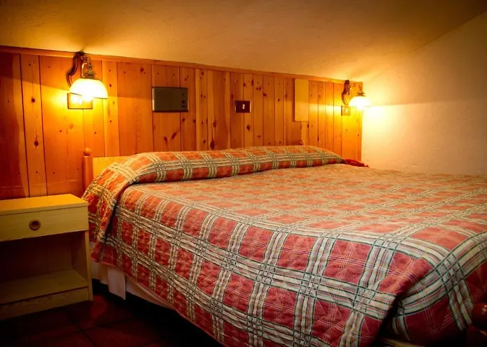 Ristoro Vagneur Hotel 2*